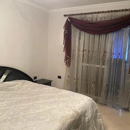 Апартаменты Tirana Apartment *